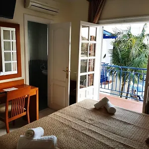 Marazul , Nerja Spagna