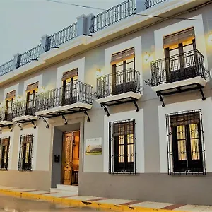 https://el-soto-de-roma.hotelsinnerja.org