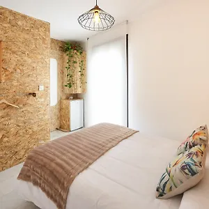 Hotel & Bar, Granada